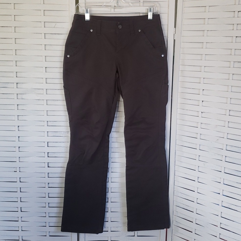 Kuhl brown cargo fitted woman pants 2 short